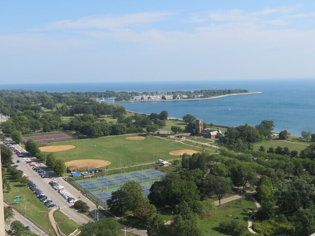 Building Photo - 3550 N Lake Shore Dr