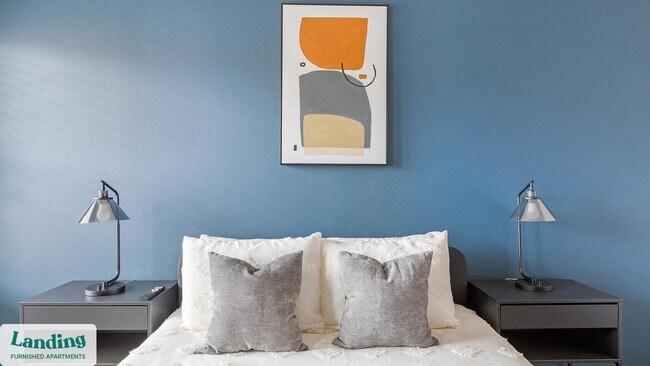 Building Photo - 650 S Main St