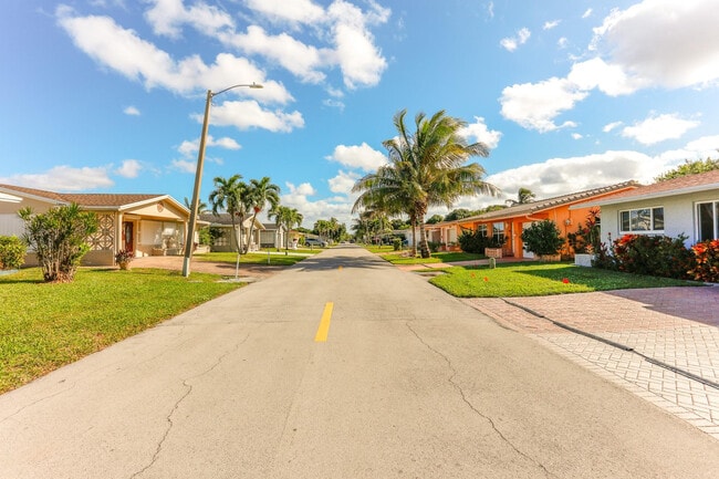 Building Photo - 4513 NW 44th St