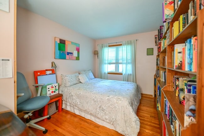 Building Photo - 50 Eden Pl