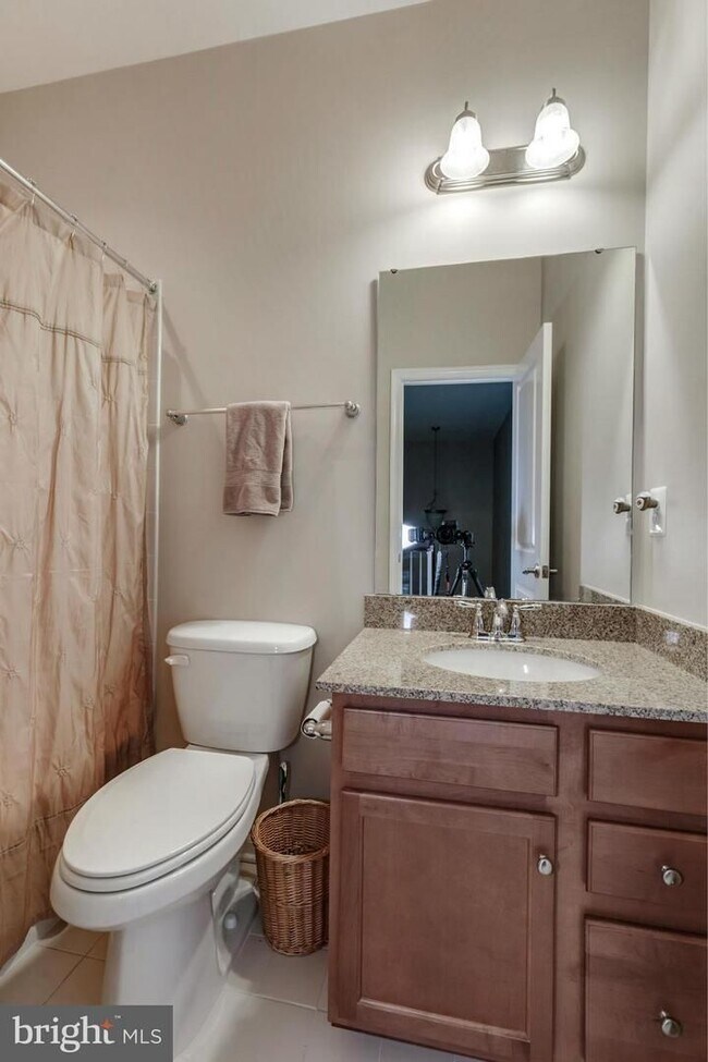 Building Photo - 22941 Chinkapin Oak Terrace