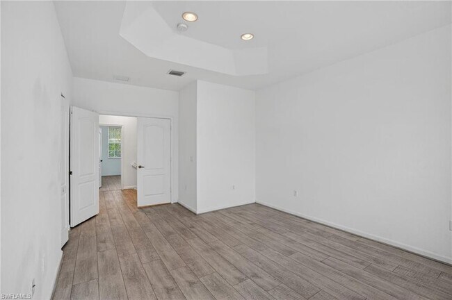 Building Photo - 7005 Romana Way