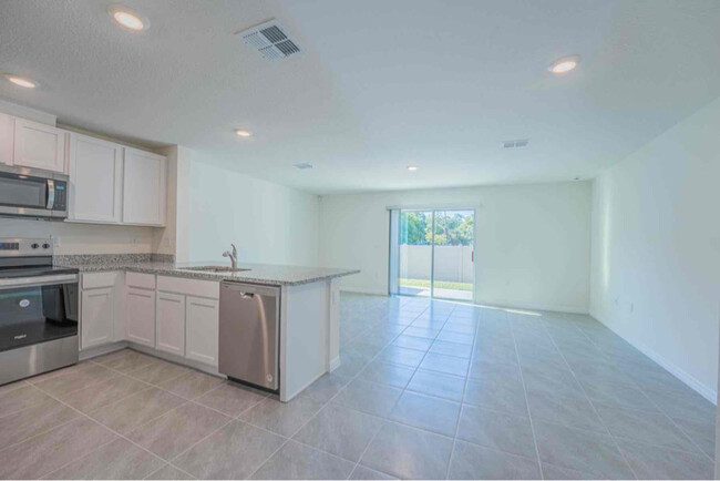 Building Photo - 654 Moscato Dr