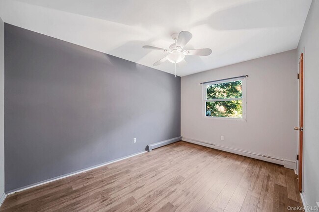 Building Photo - 68 Old Sylvan Lake Rd