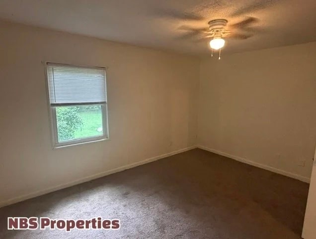Building Photo - 867 N Gallaher View Rd