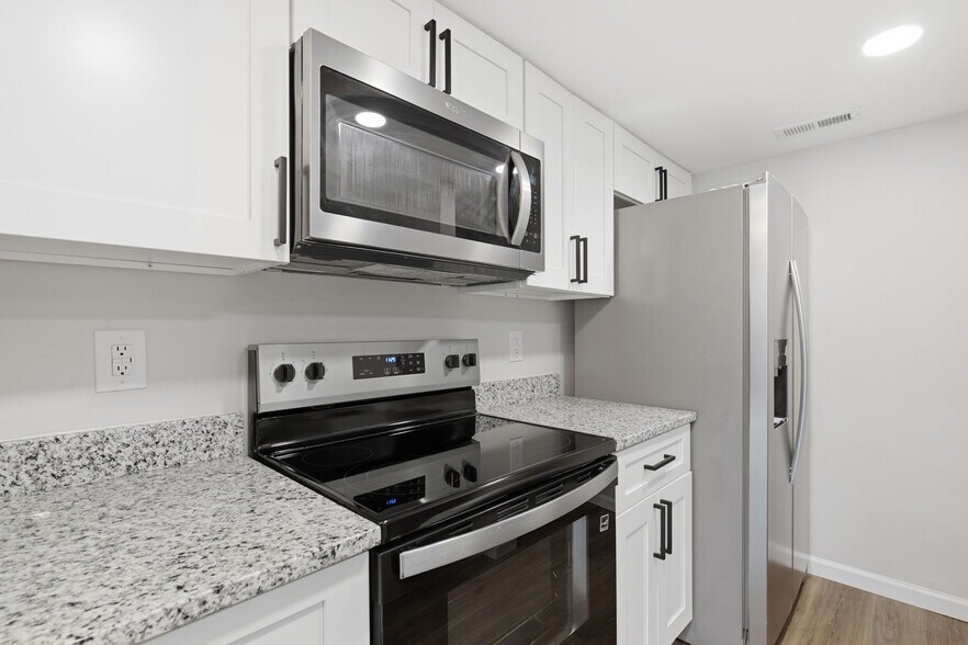 Building Photo - 8 Lyford Key