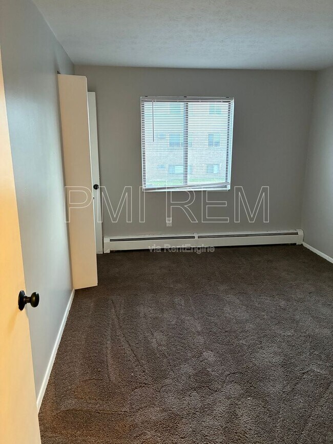 Building Photo - 14221 Triskett Rd