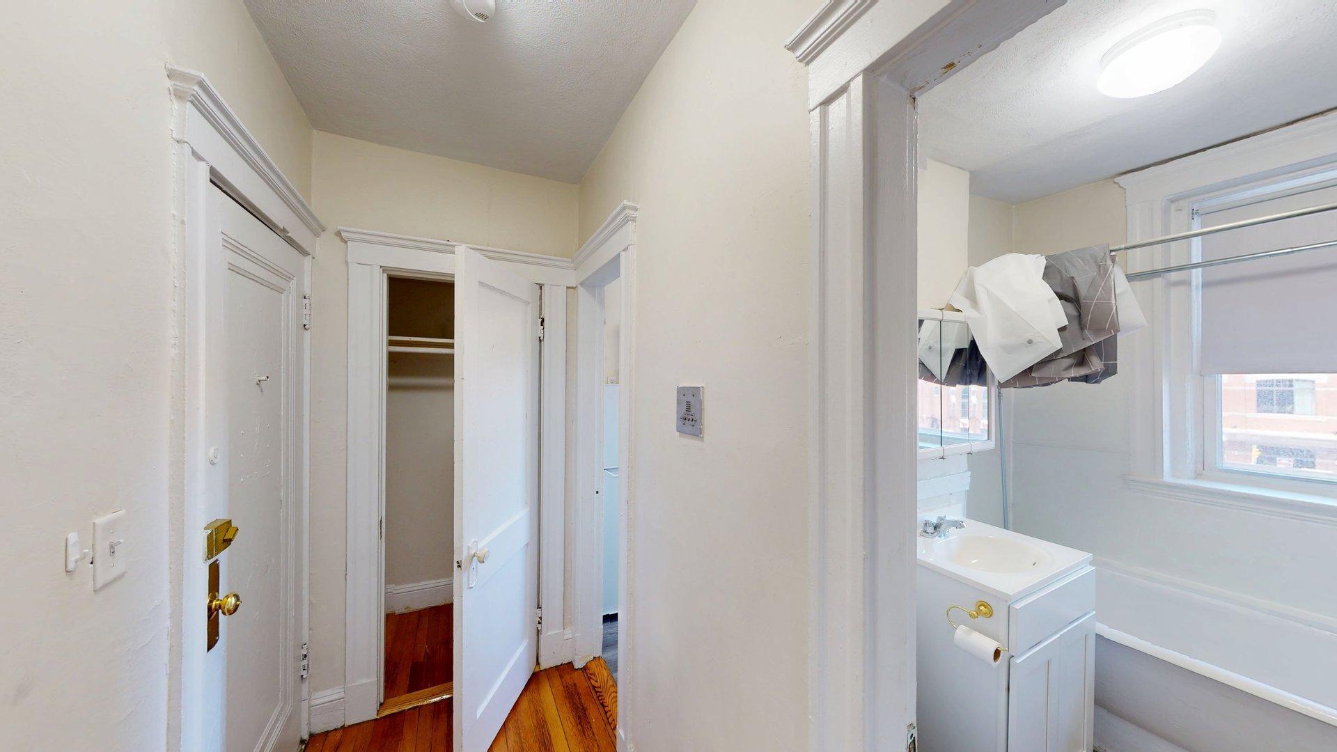 Building Photo - 1179 Boylston St