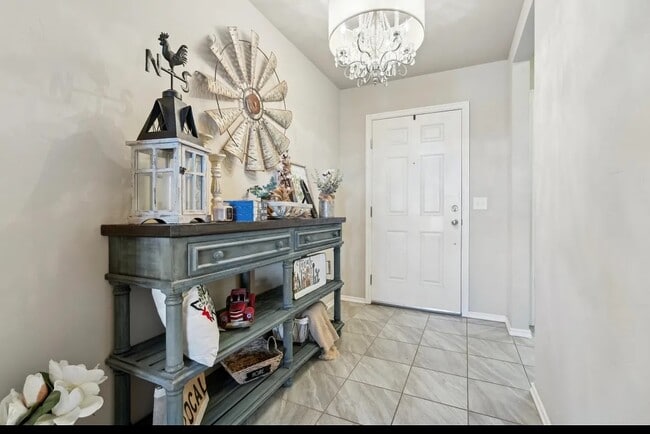 Building Photo - 19217 Bajo Dr