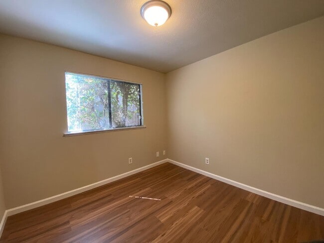 Building Photo - 8296 N Raisina Ave