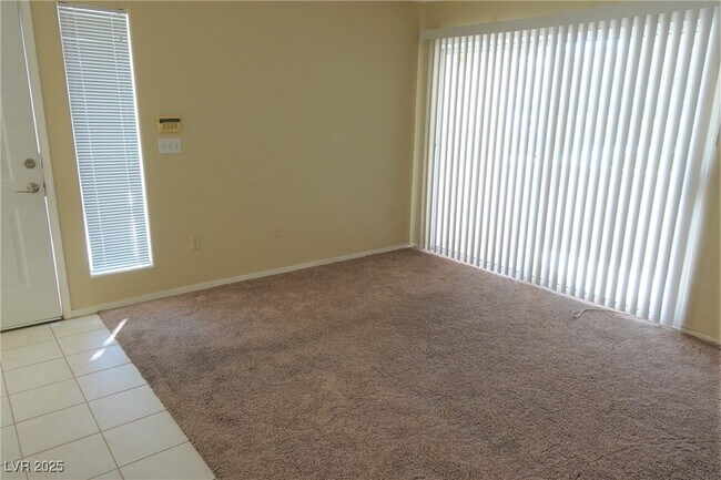 Building Photo - 3131 Key Largo Dr