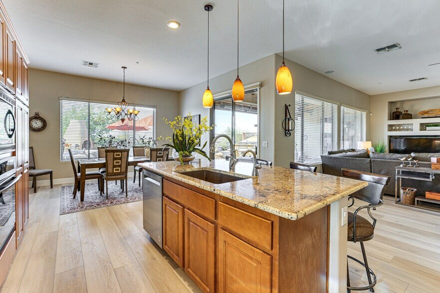 Building Photo - 41708 N Cross Timbers Trail