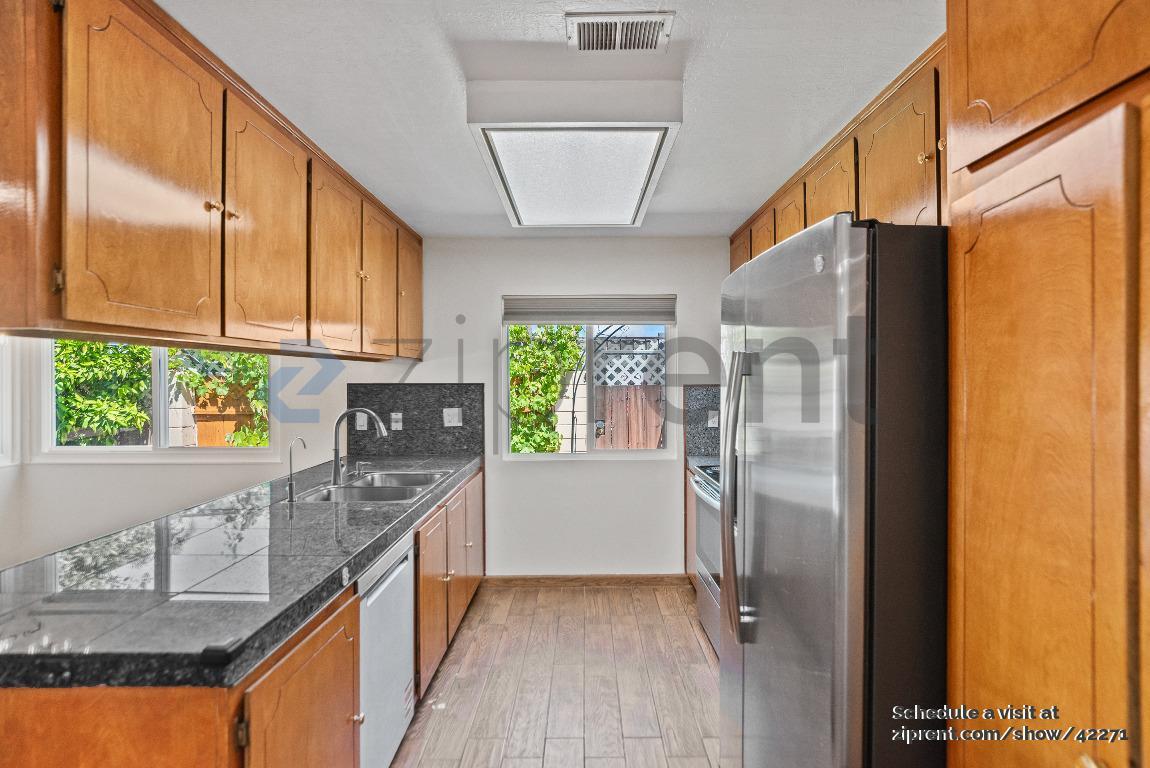 Building Photo - 3708 Dundale Dr