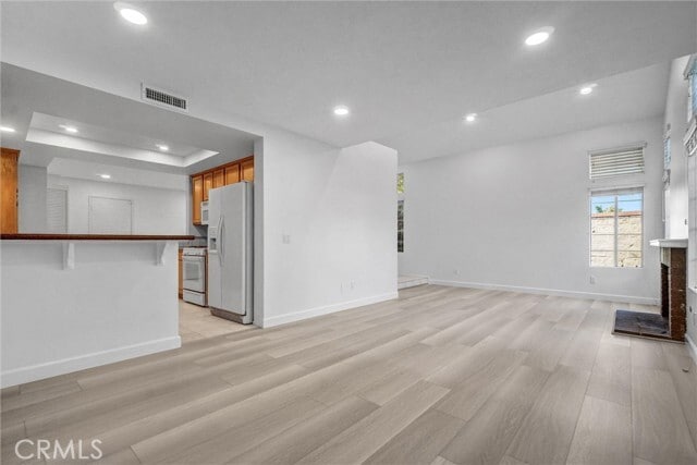 Building Photo - 13635 Almond St