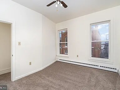 Building Photo - 323 Market St