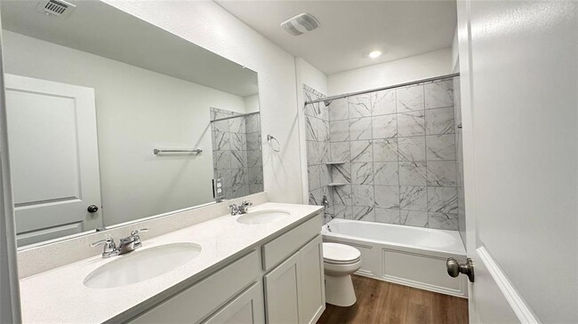 Building Photo - 187 Jeffers