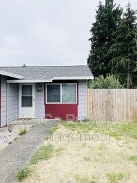 Building Photo - 1621 23rd Ave