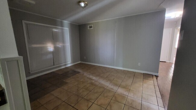 Building Photo - 4697 Grecco Dr