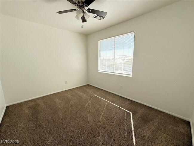 Building Photo - 5968 Hickory Nut Ave