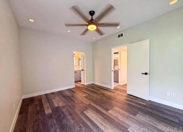 Building Photo - 3625 Avocado Village Ct