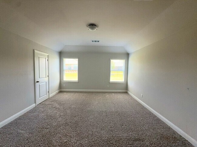 Building Photo - 609 Tartane Dr