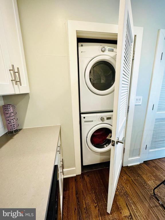 Building Photo - 1012 S Randolph St