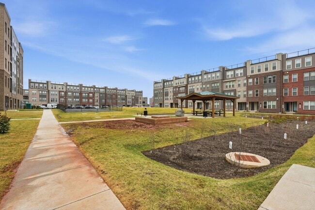 Building Photo - 21950 Garganey Ter