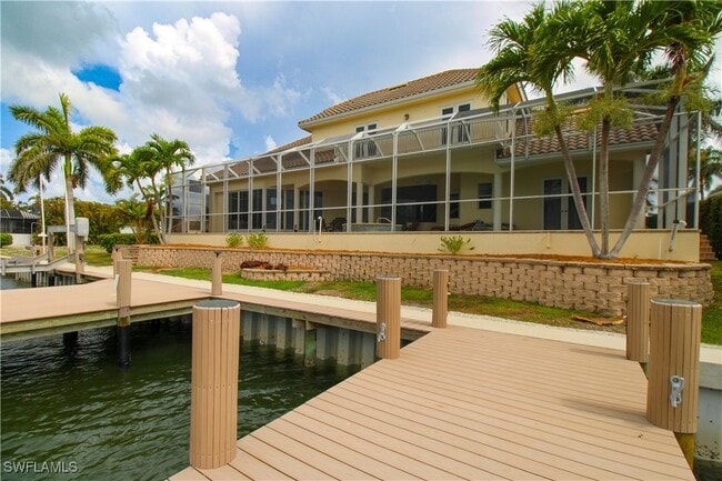 Building Photo - 481 Maunder Ct