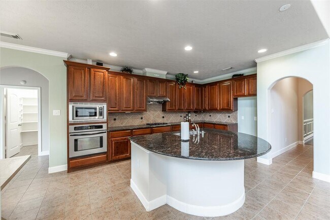 Building Photo - 28506 Woodlark Dr