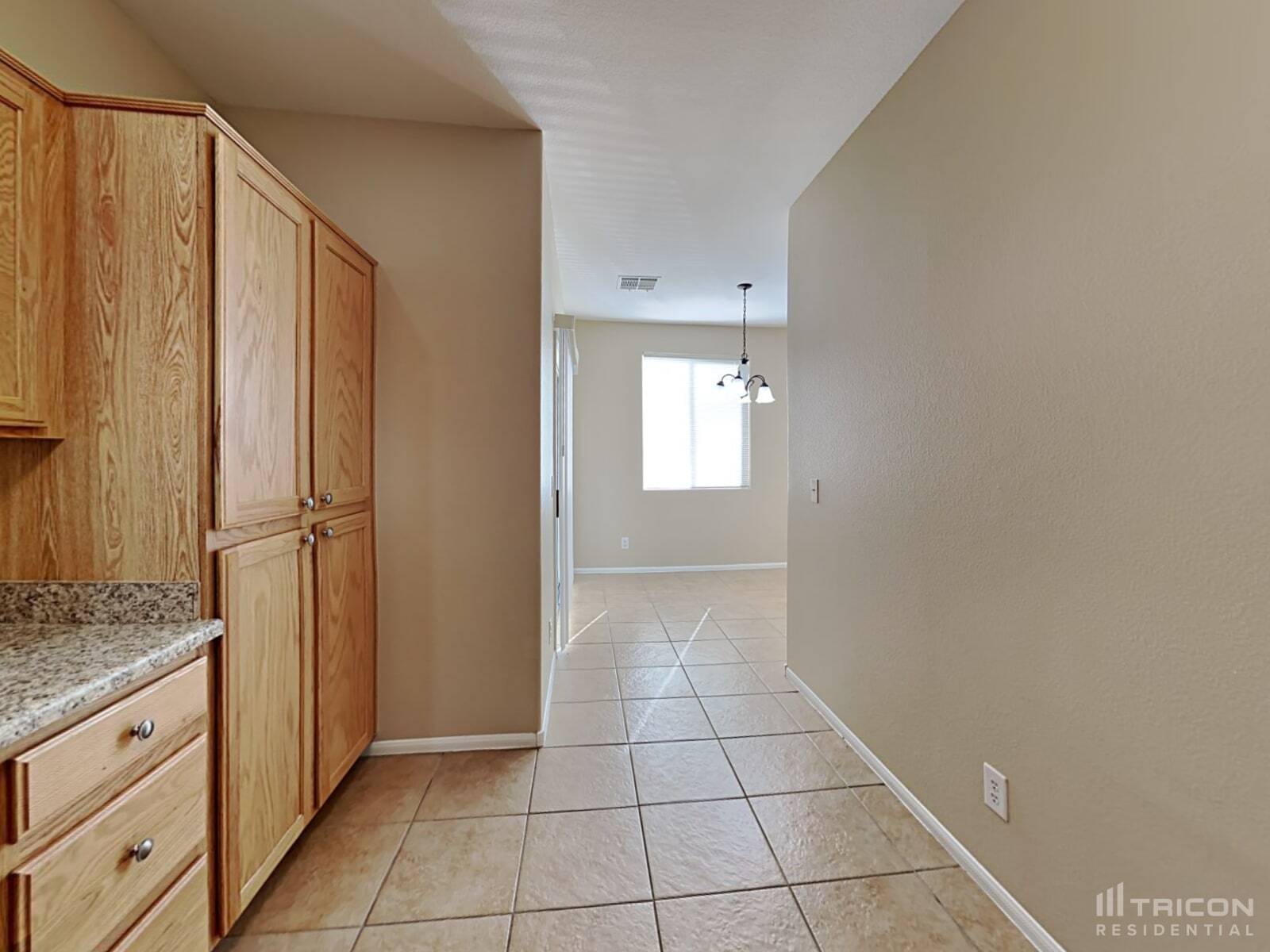 Building Photo - 1322 Cactus Village Ave