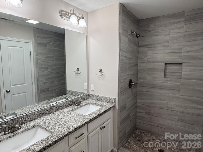 Building Photo - 2550 No Mans Ave