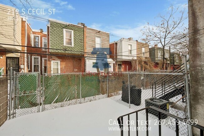 Building Photo - 219 S Cecil St