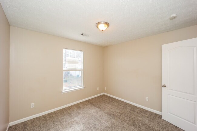 Building Photo - 839 Rock Shoal Ct