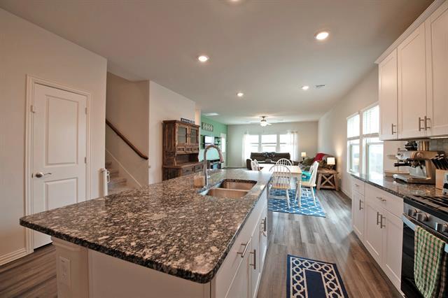 Building Photo - 1116 Blue Ridge Pl