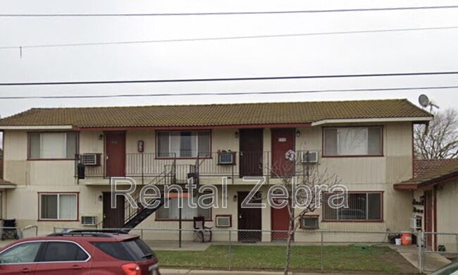 Primary Photo - 1112 I St