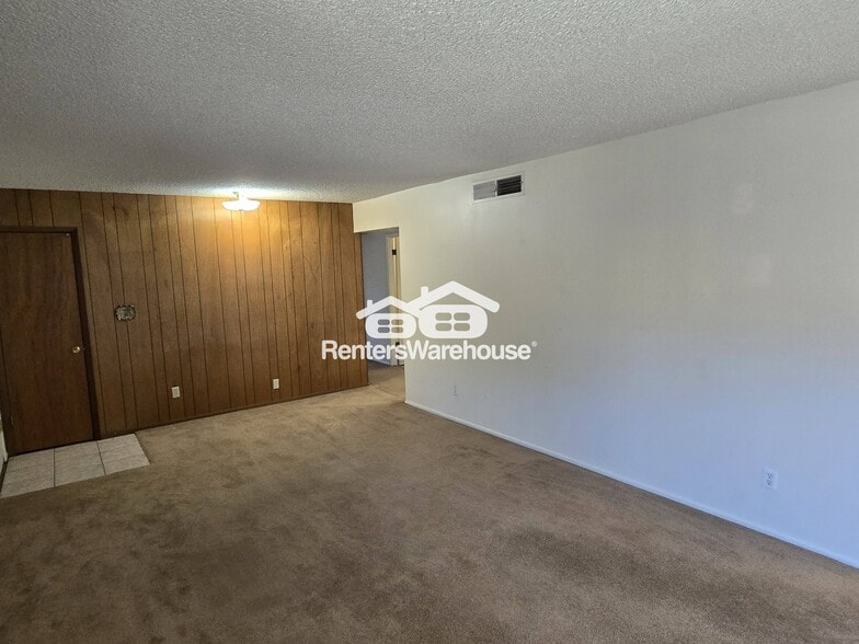 Building Photo - 7777 N 19th Ave