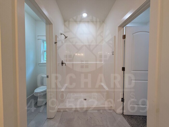 Building Photo - Bella Vista Single-Family Home- 2 Bed/ 2 Bath- Well-Designed Fernley Plan