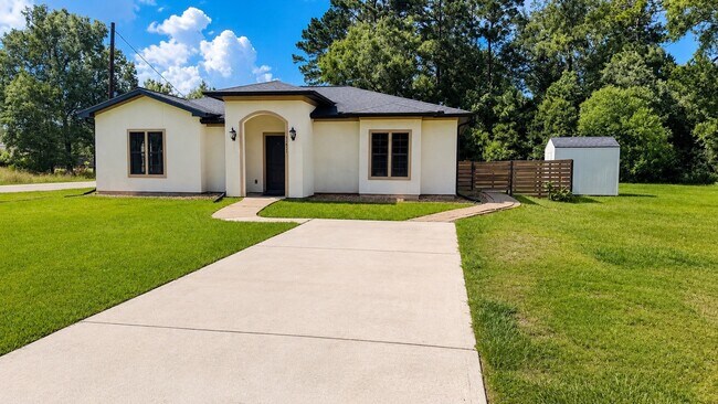 Building Photo - 11611 Walraven Dr
