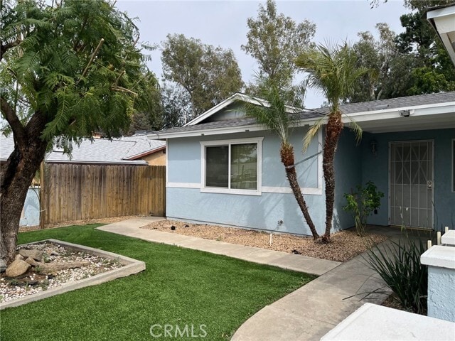 Building Photo - 32948 Lillian Rd