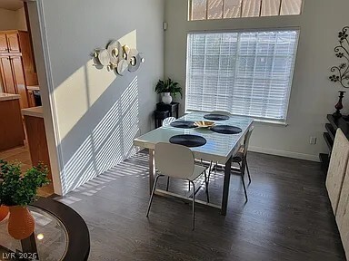 Building Photo - 7620 Hartwell Dr