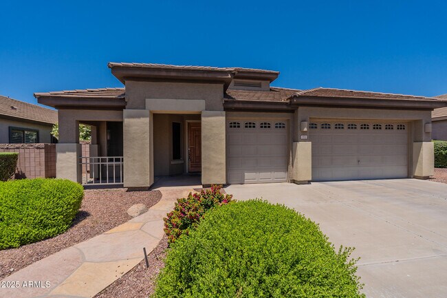 Primary Photo - 1302 E Ebony Dr
