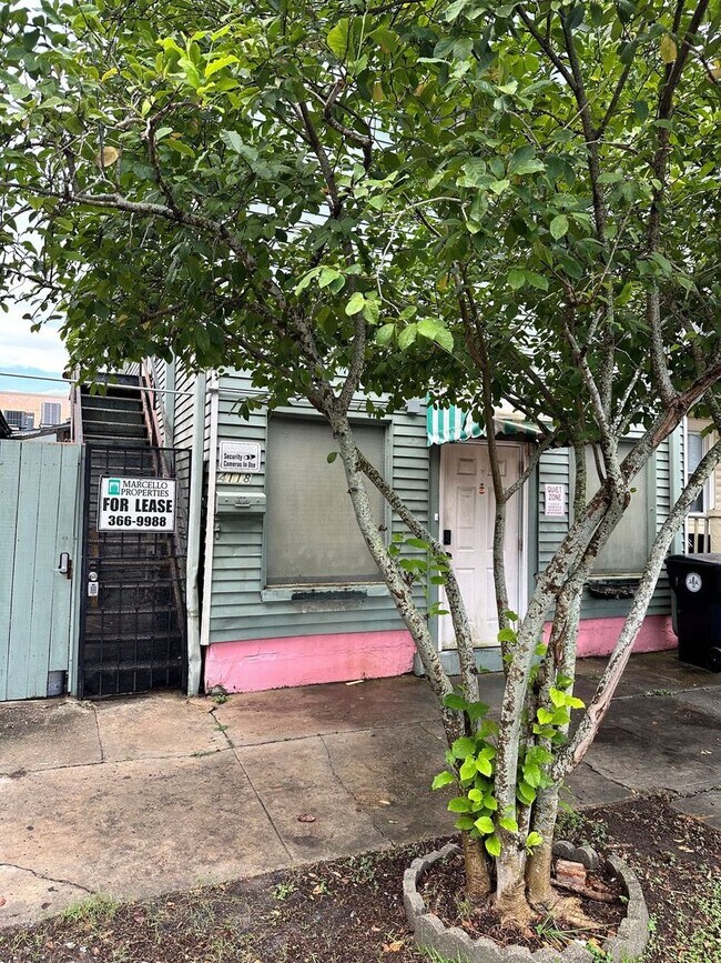 Building Photo - 4118 Iberville St