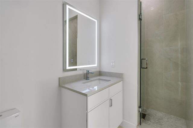 Building Photo - 3813 Cortez Dr