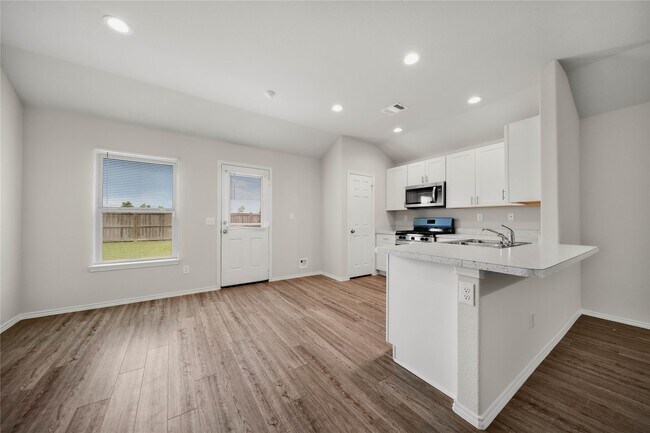 Building Photo - 3602 Conquest Cir