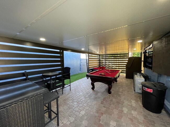 Backyard Patio - 1121 NW 30th Ter