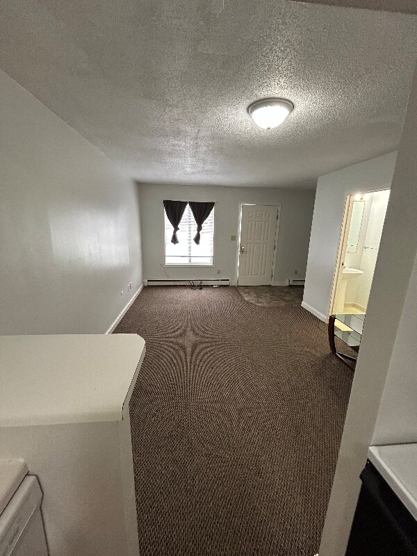 Building Photo - 1512 1st St E