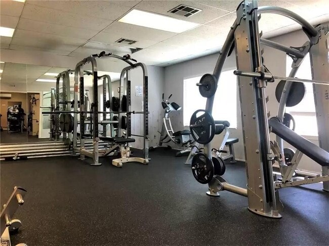 Building Photo - 20701 Boggy Ford Rd