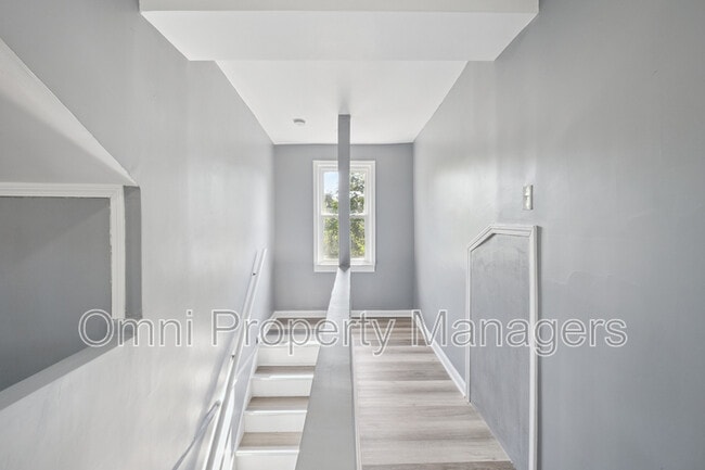 Building Photo - 10366 Roxbury St