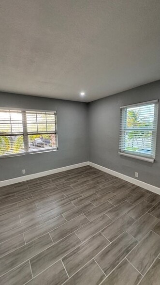 Building Photo - 1134 Woodbine Rd