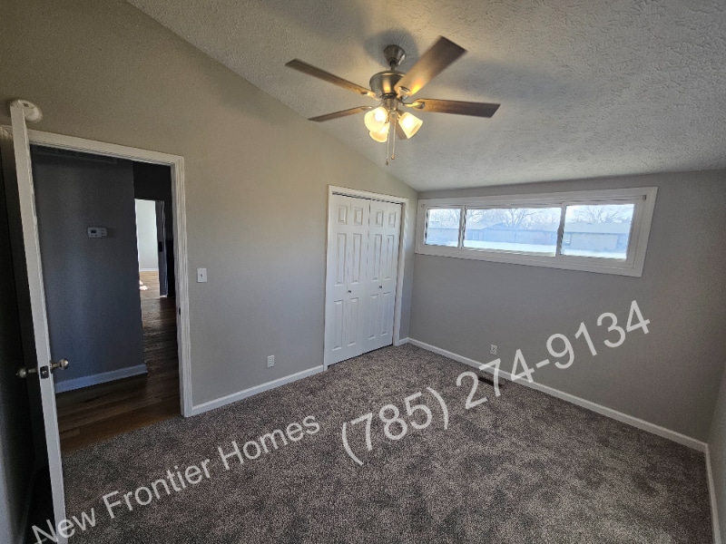 Building Photo - 122 Albany St